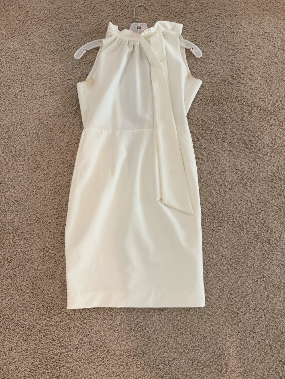 Women’s Cream Tailored Pencil Skirt - Classic Sleek Design